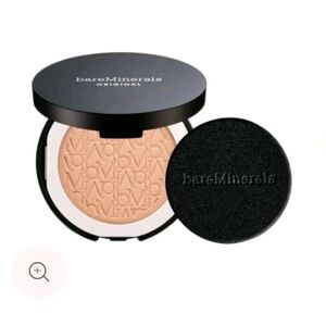 New bareMinerals Pressed Powder Foundation In 07 Golden Ivory